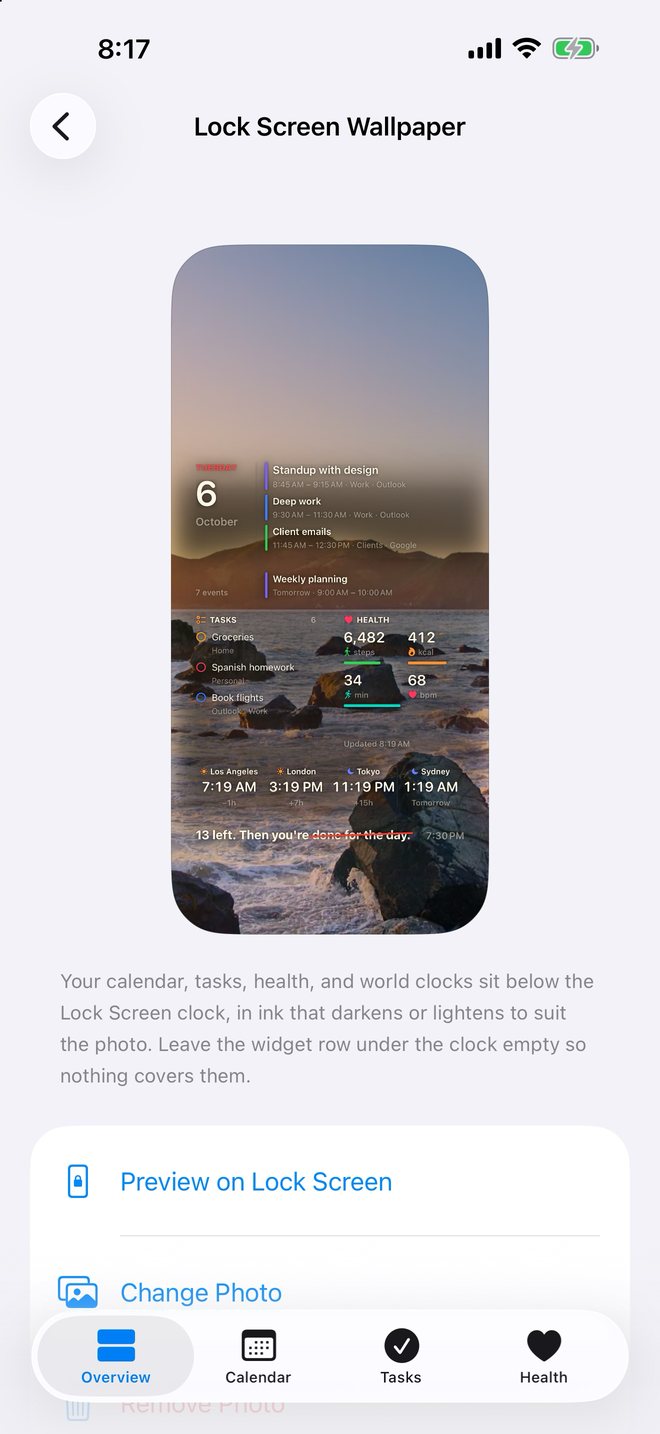 D4D Lock Screen Wallpaper screen with a preview of the wallpaper and buttons to preview it on the Lock Screen and change the photo